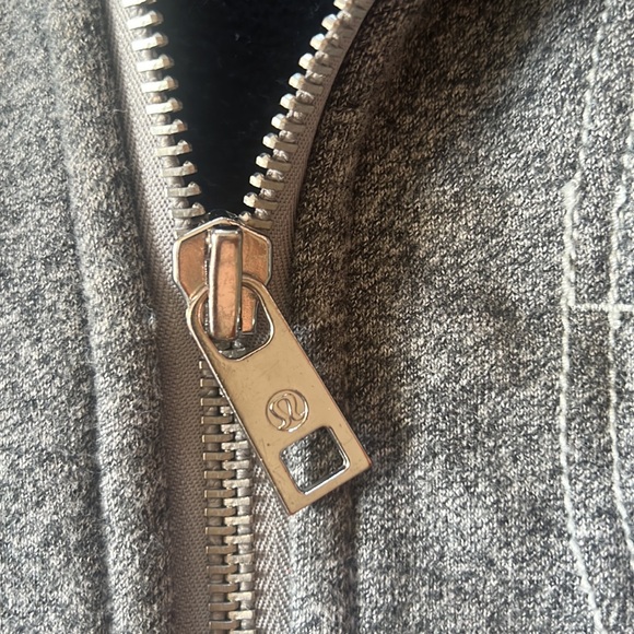 LULULEMON Vest SE Special Edition Vest Grey Size 2 - Picture 4 of 7